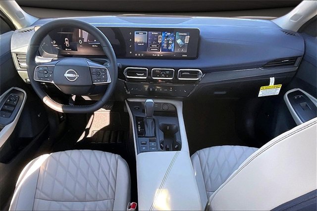 New 2026 Nissan Sentra SL w/ Floor Mat Package image 5