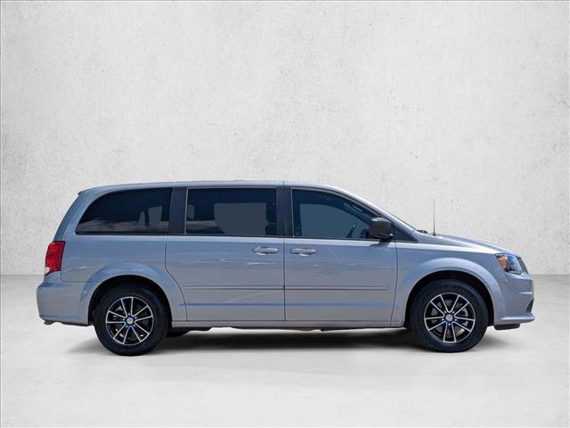 Used 2015 Dodge Grand Caravan SE w/ Quick Order Package 29E SE image 4
