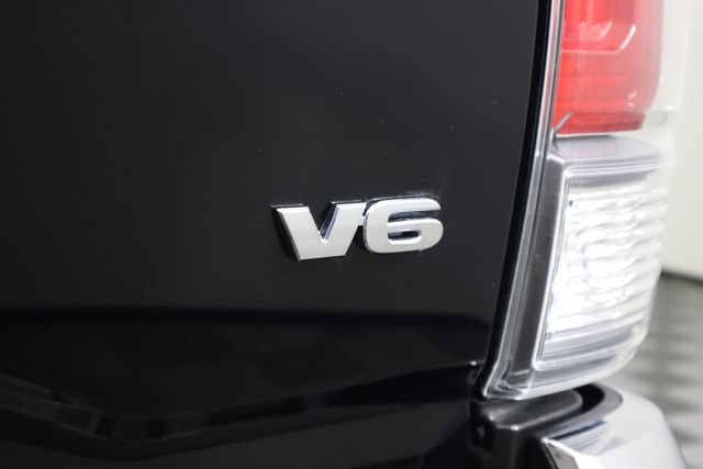 Used 2023 Toyota Tacoma TRD Off-Road AWD/4WD image 30