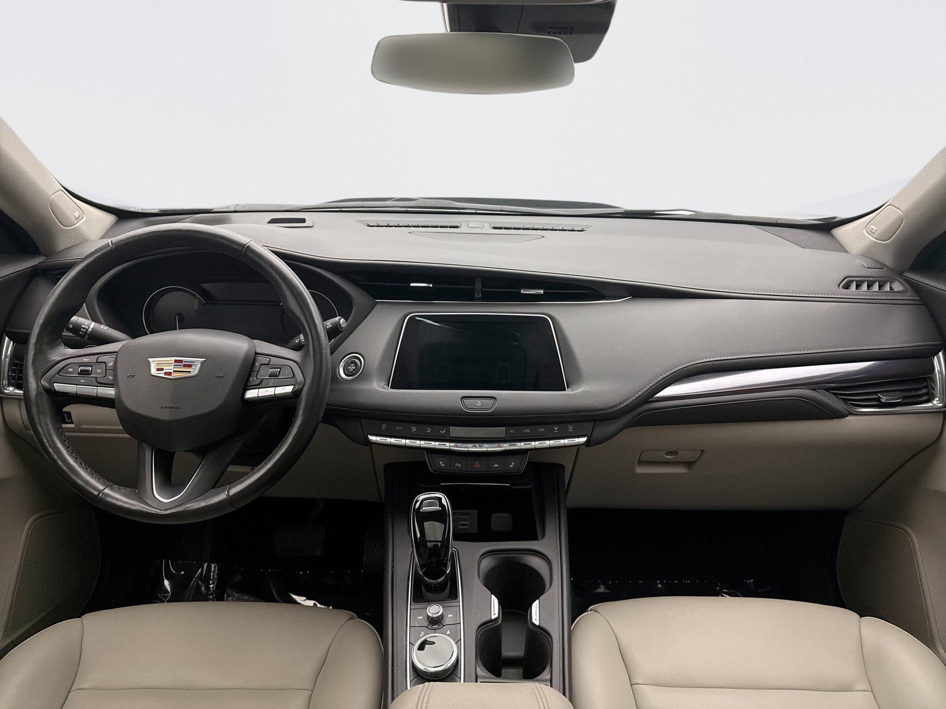 Used 2023 Cadillac XT4 Luxury w/ Cold Weather Package AWD/4WD image 14