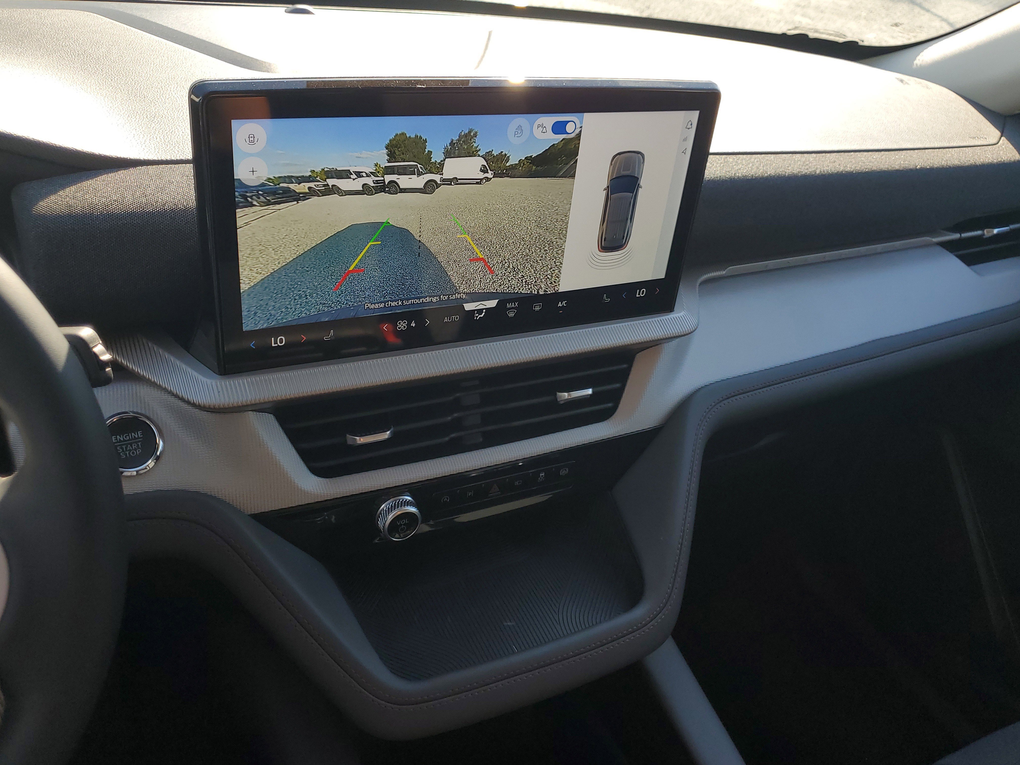 New 2026 Ford Explorer Active image 19