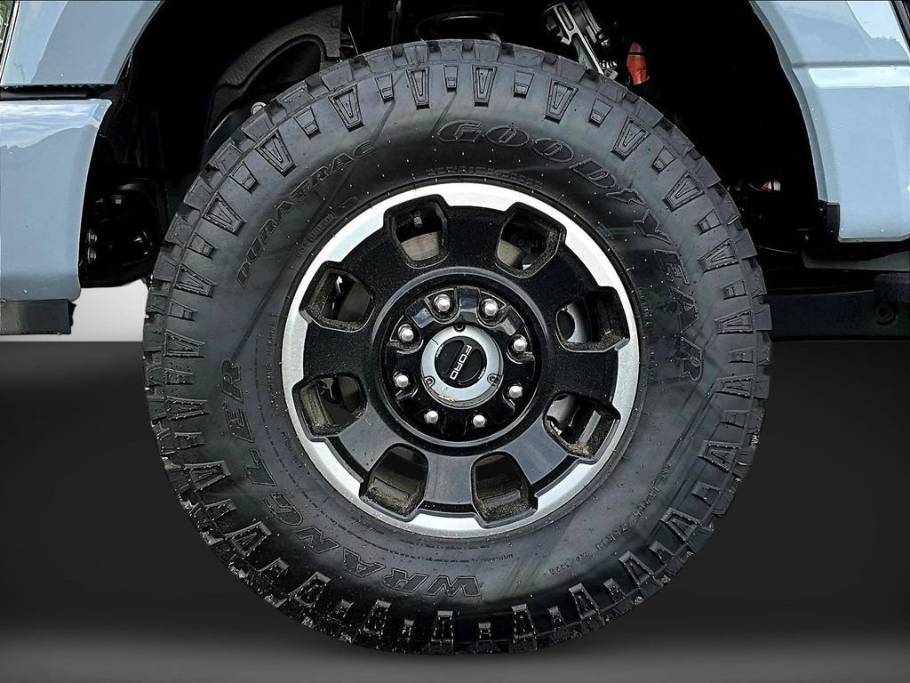New 2026 Ford F350 Platinum w/ Tremor Off-Road Package AWD/4WD image 12