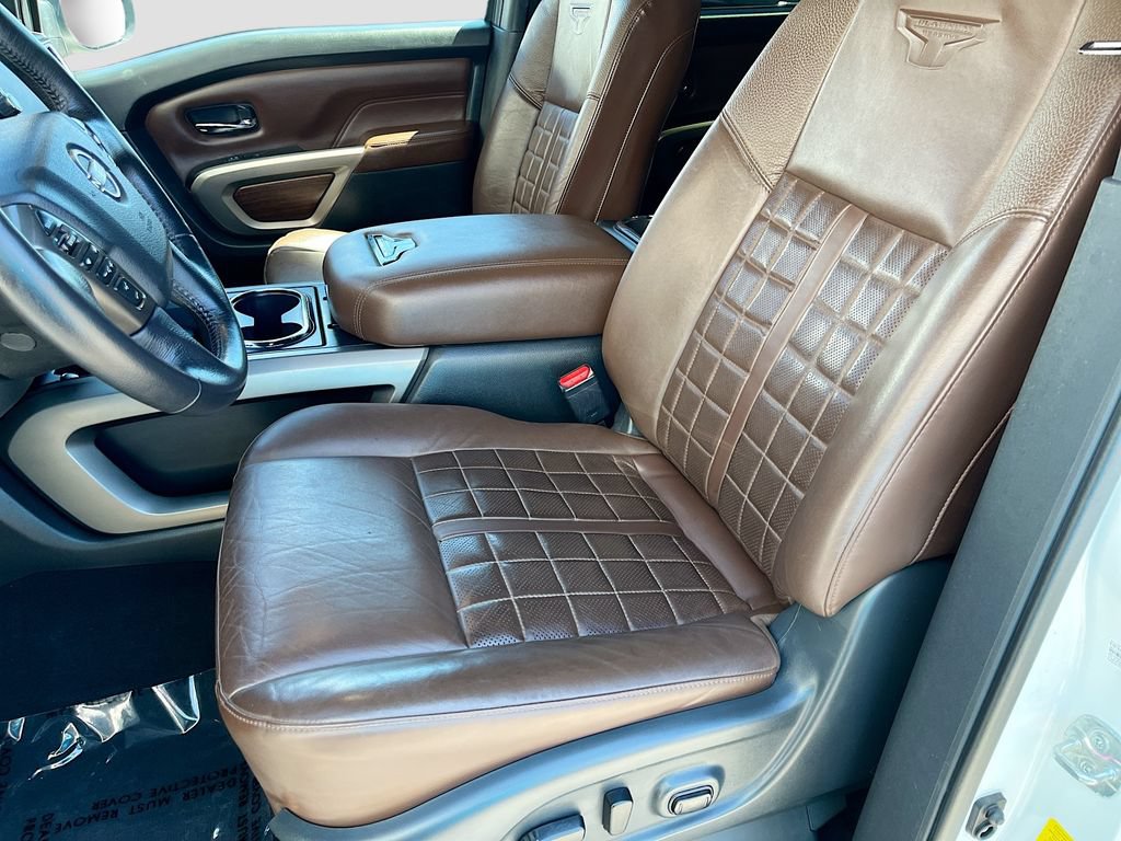Used 2023 Nissan Titan Platinum Reserve w/ Moonroof Package AWD/4WD image 20