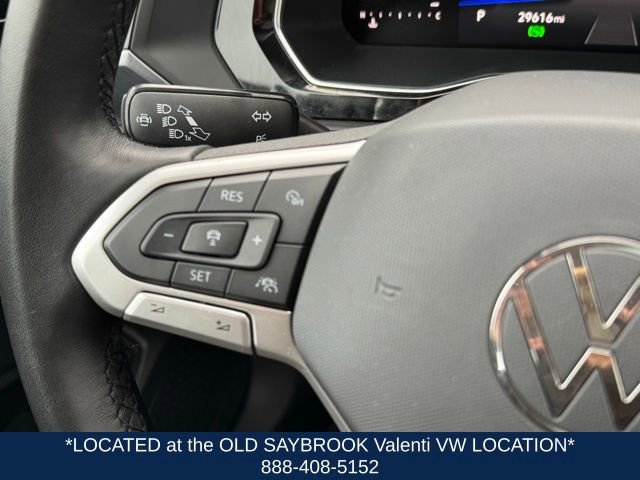 Certified 2023 Volkswagen Jetta SE w/ Panoramic Sunroof Package FWD image 39