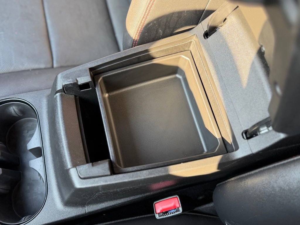 Used 2023 Chevrolet Colorado Z71 w/ Z71 Convenience Package 2 image 22