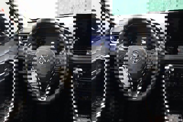 New 2025 Toyota RAV4 XLE image 15