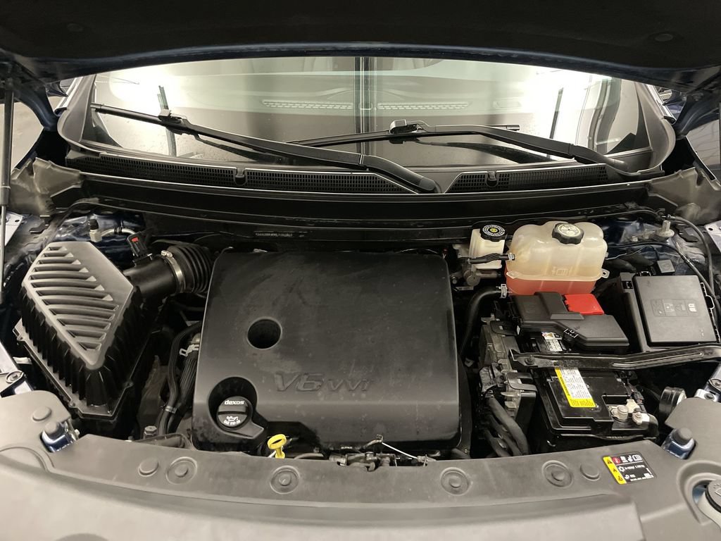 Used 2022 Buick Enclave Essence w/ LPO, Floor Liner Package FWD image 22