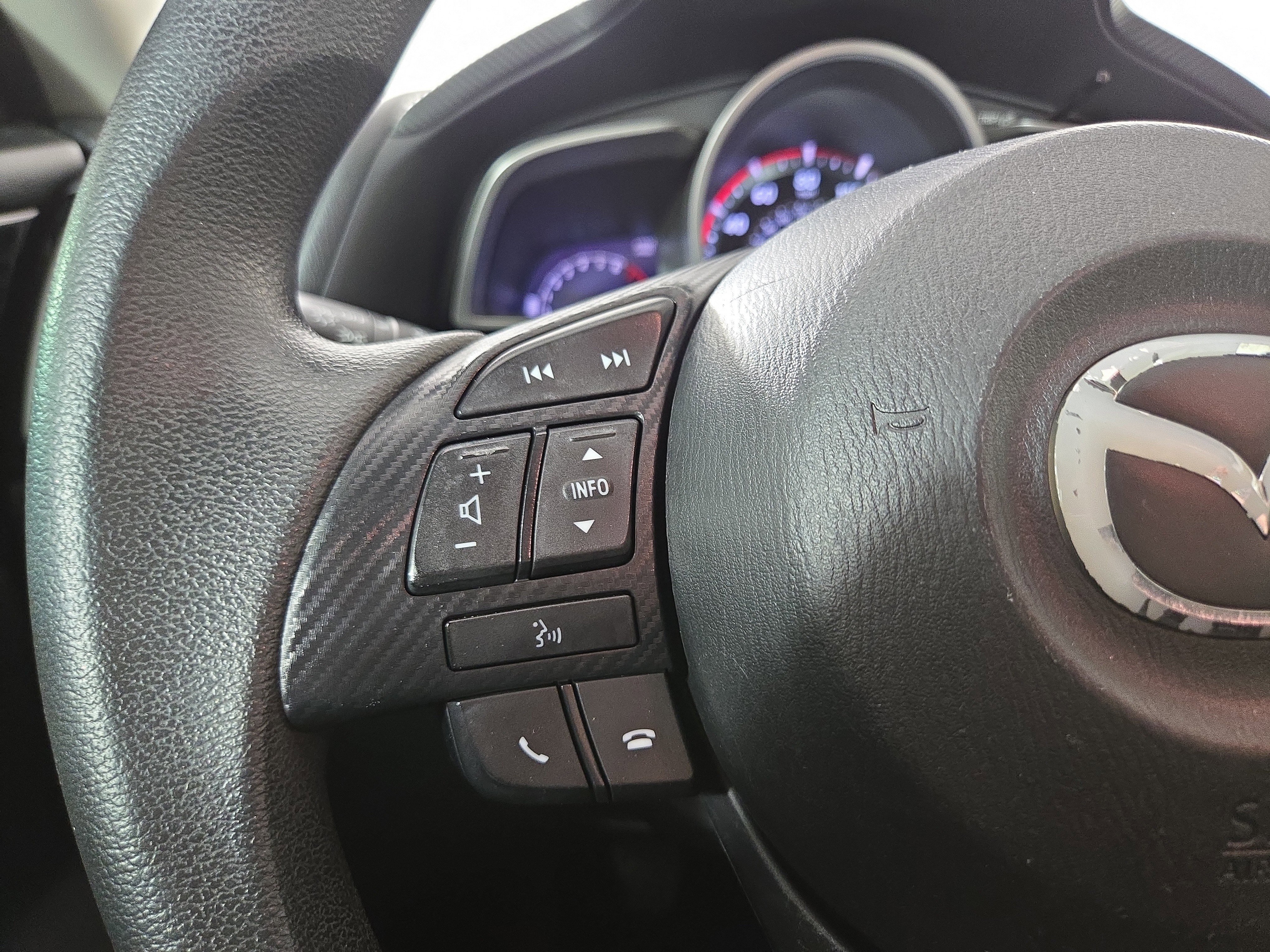 Used 2016 MAZDA MAZDA3 i Sport image 15