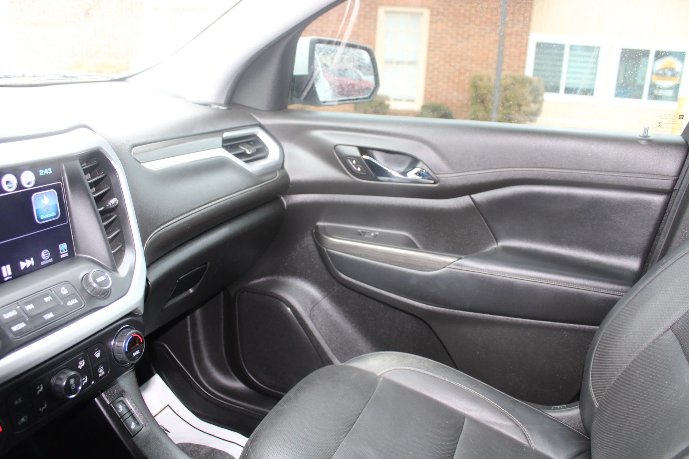Used 2019 GMC Acadia SLT FWD image 34