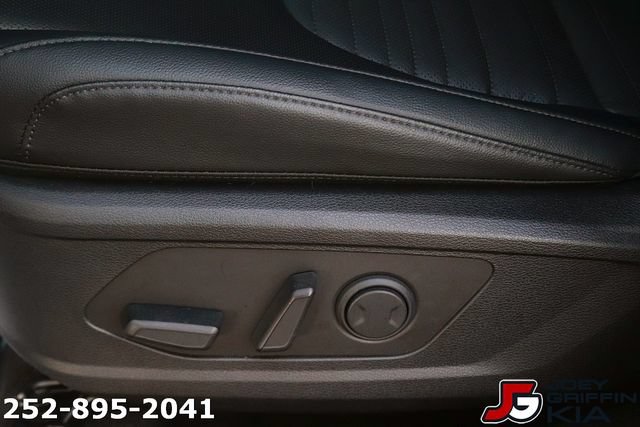 Certified 2025 Kia Sportage SX FWD image 19