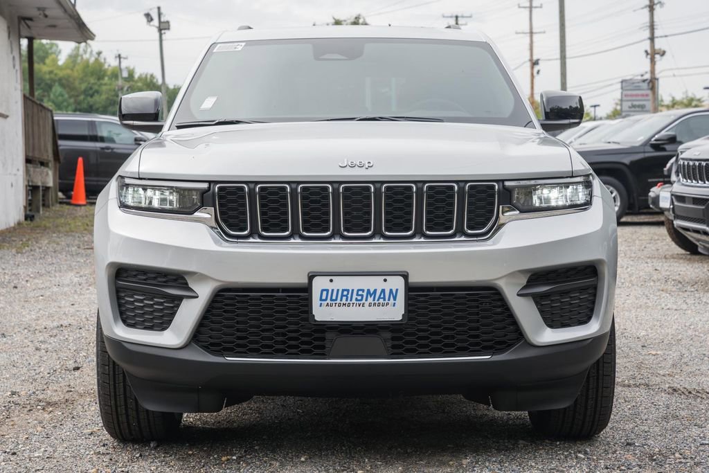 New 2025 Jeep Grand Cherokee Laredo X w/ Luxury Tech Group I image 2