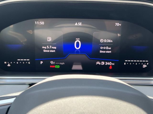 New 2026 Volkswagen Taos SE FWD image 18