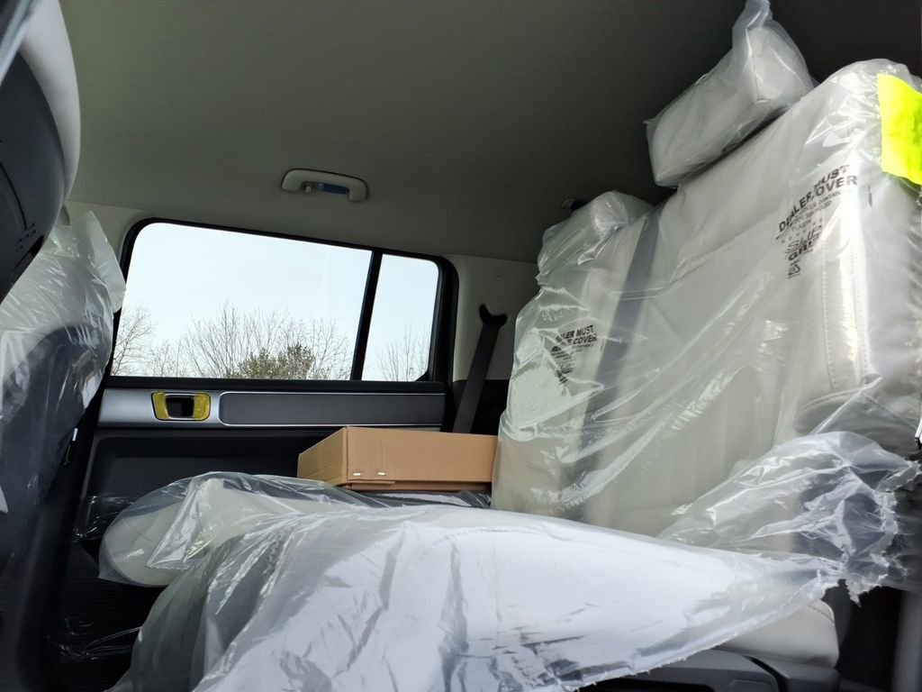 New 2026 Hyundai Santa Fe SEL image 10