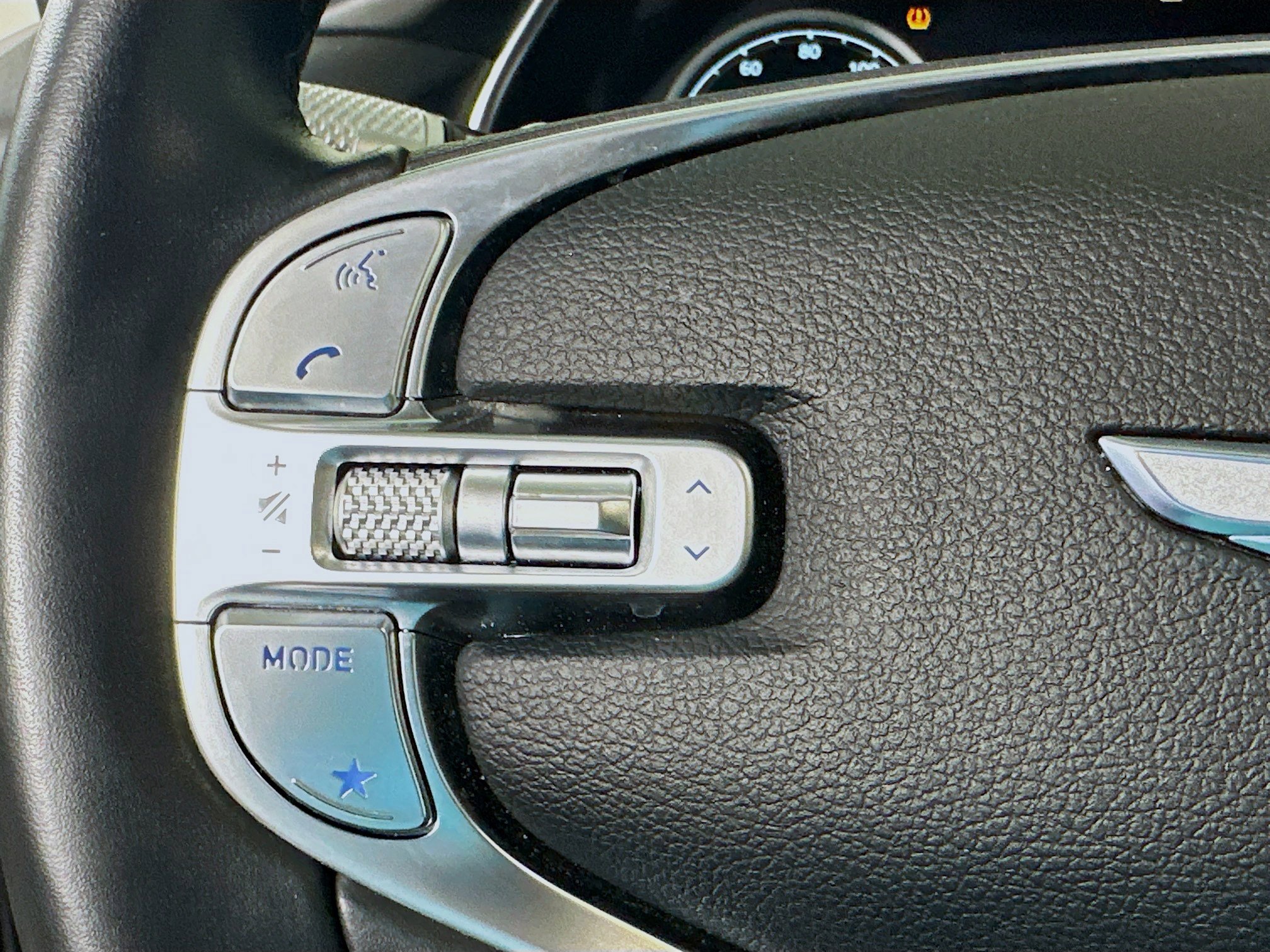 Used 2024 Genesis GV80 2.5T image 16