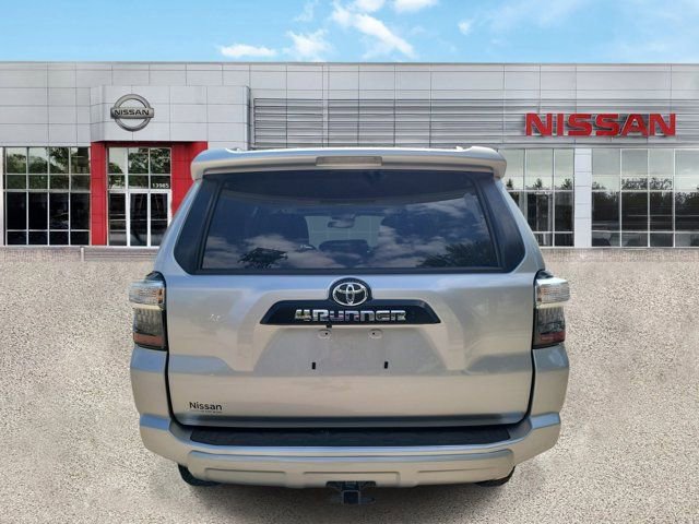 Used 2022 Toyota 4Runner TRD Off-Road Premium w/ Moonroof Package image 5