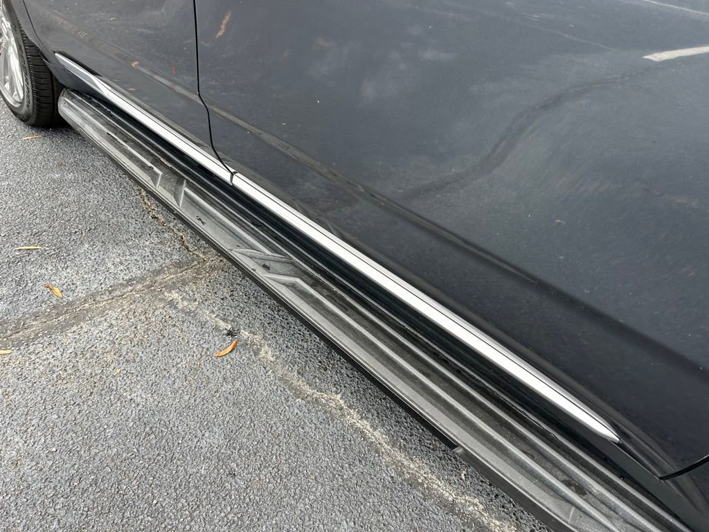 Used 2021 Cadillac Escalade ESV Premium Luxury w/ Driver Assist Tech Package image 25