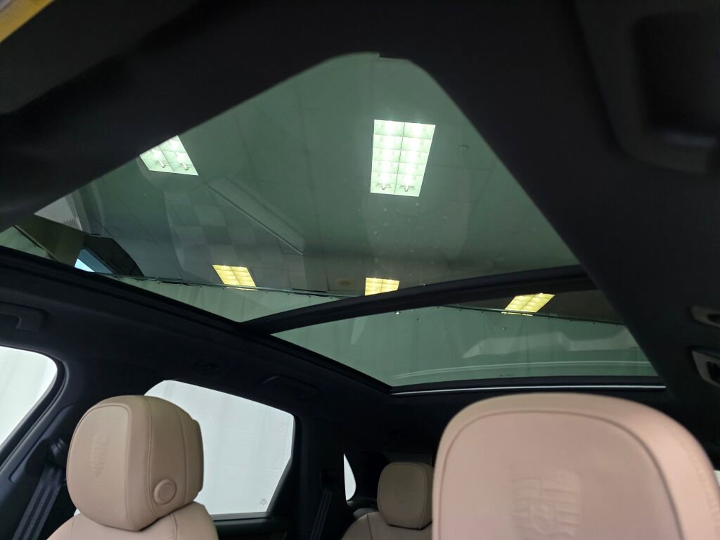 New 2026 Porsche Cayenne image 31