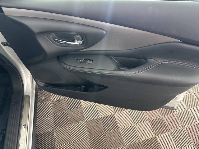 Used 2024 Nissan Murano SL image 19