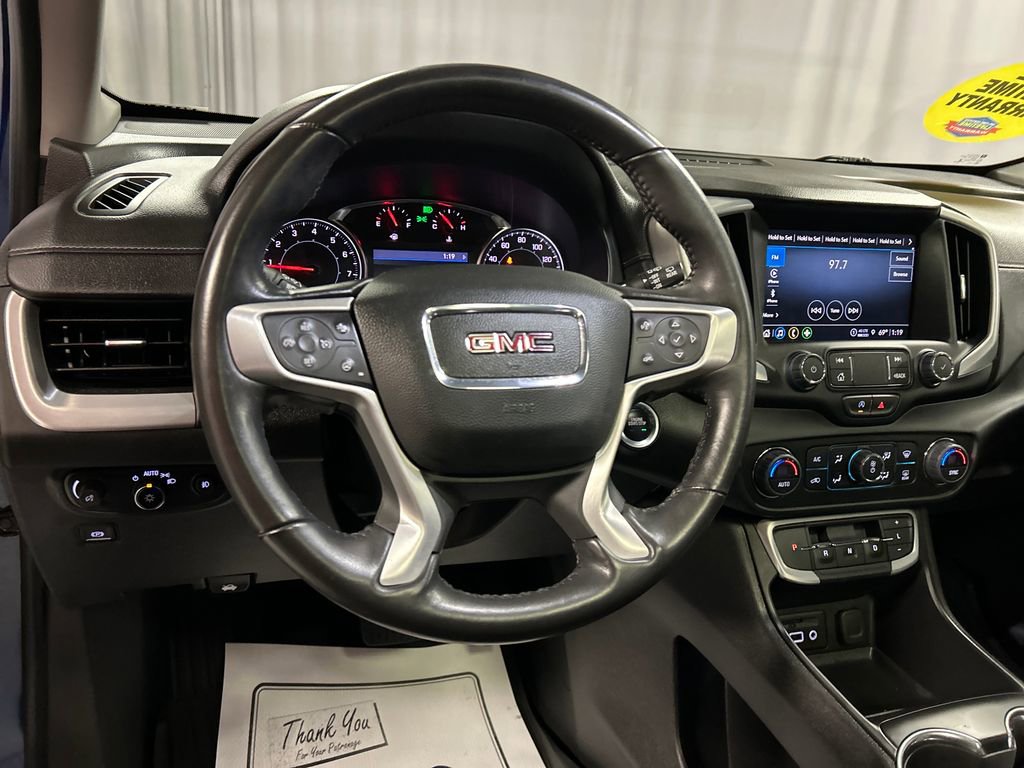Used 2022 GMC Terrain SLT w/ Elevation Edition image 15