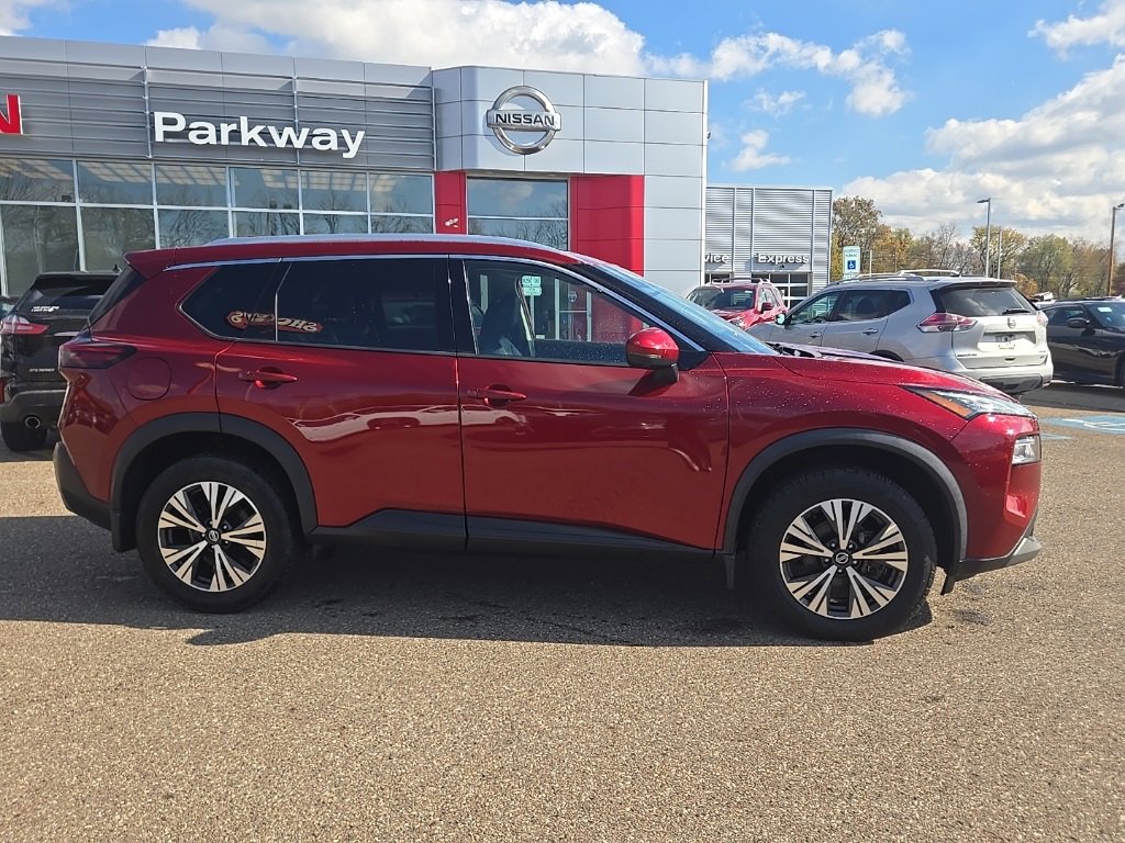 Used 2021 Nissan Rogue SV w/ Premium Package image 8