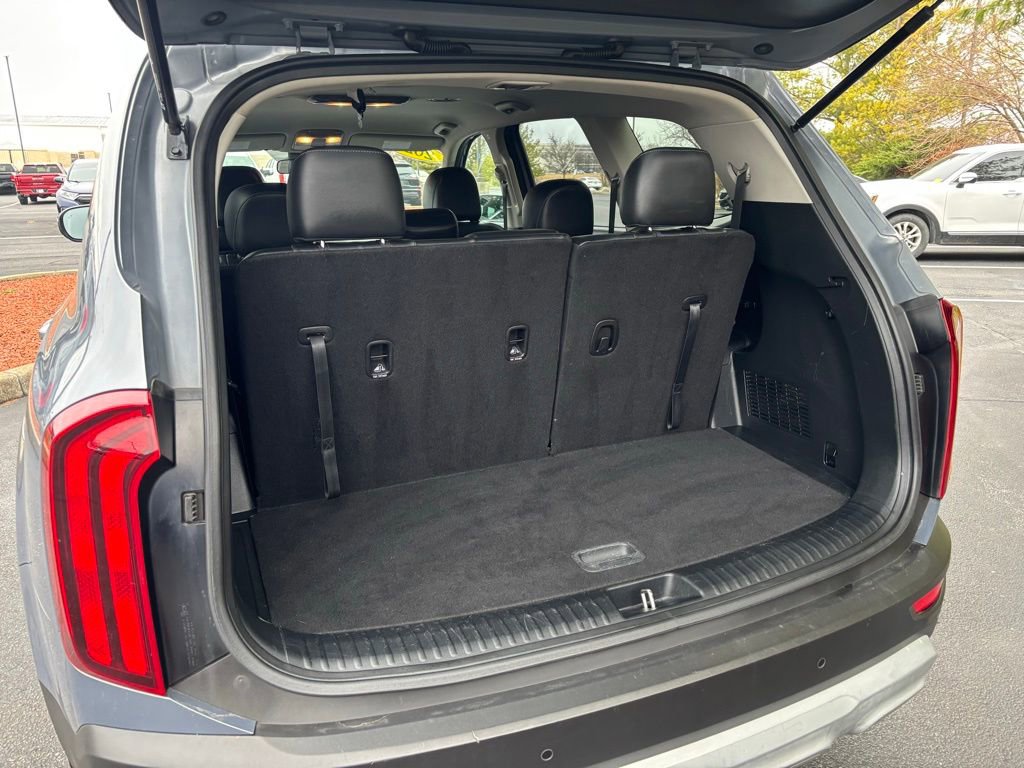 Used 2021 Kia Telluride LX image 17