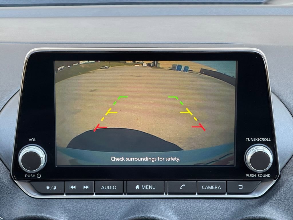 Used 2023 Nissan Sentra SV FWD image 12