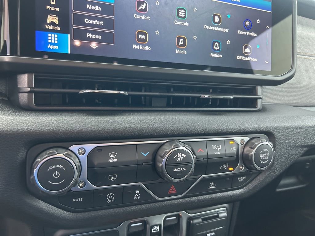 New 2026 Jeep Wrangler Sport image 39