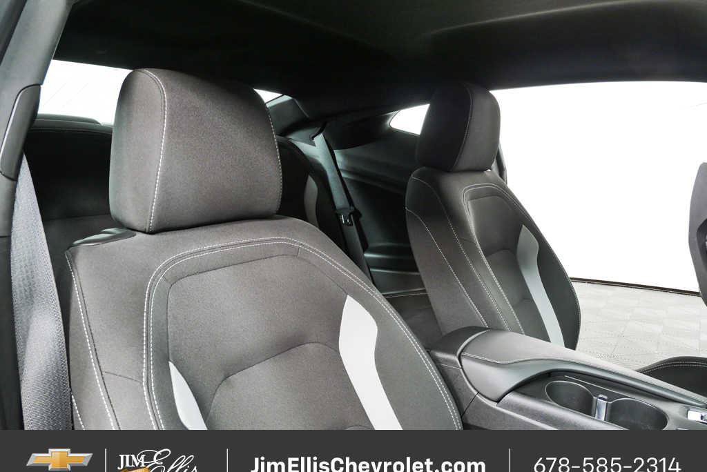Certified 2023 Chevrolet Camaro LT RWD image 17