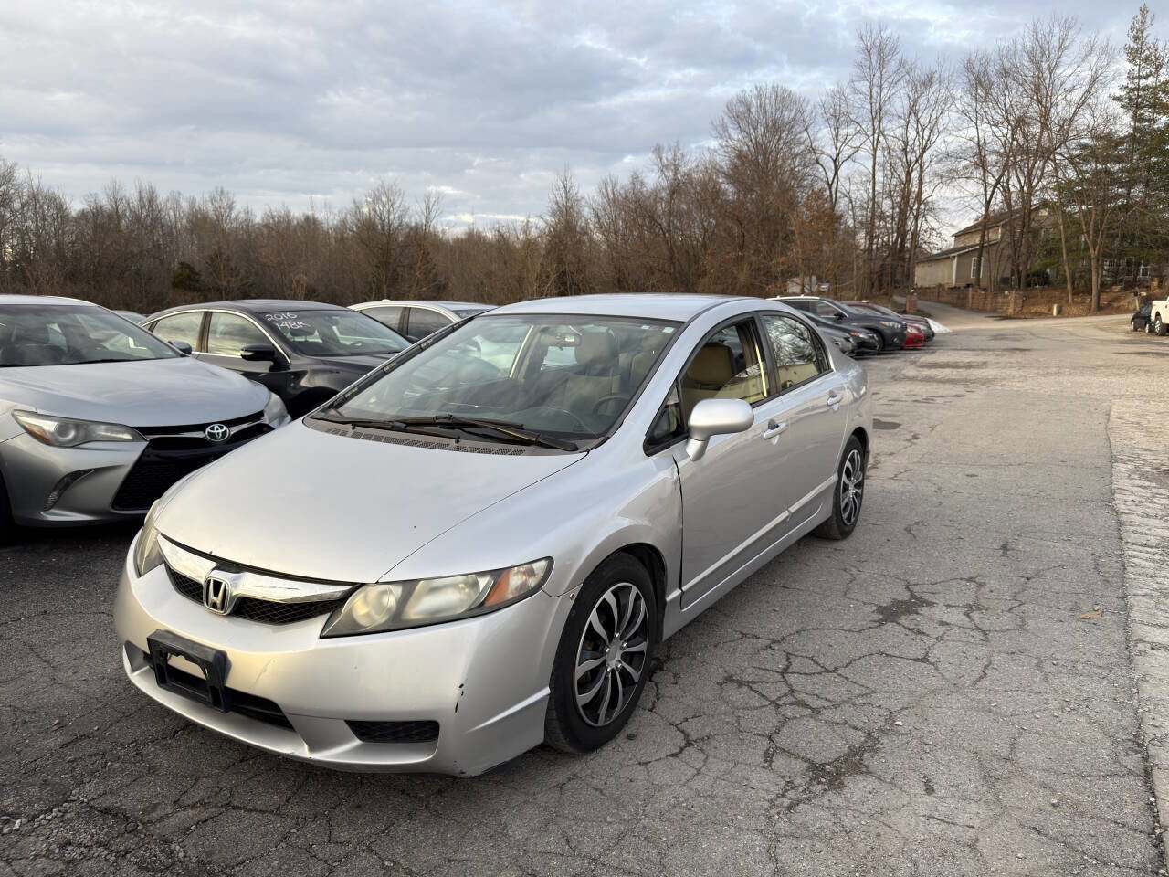 Used 2010 Honda Civic LX image 2