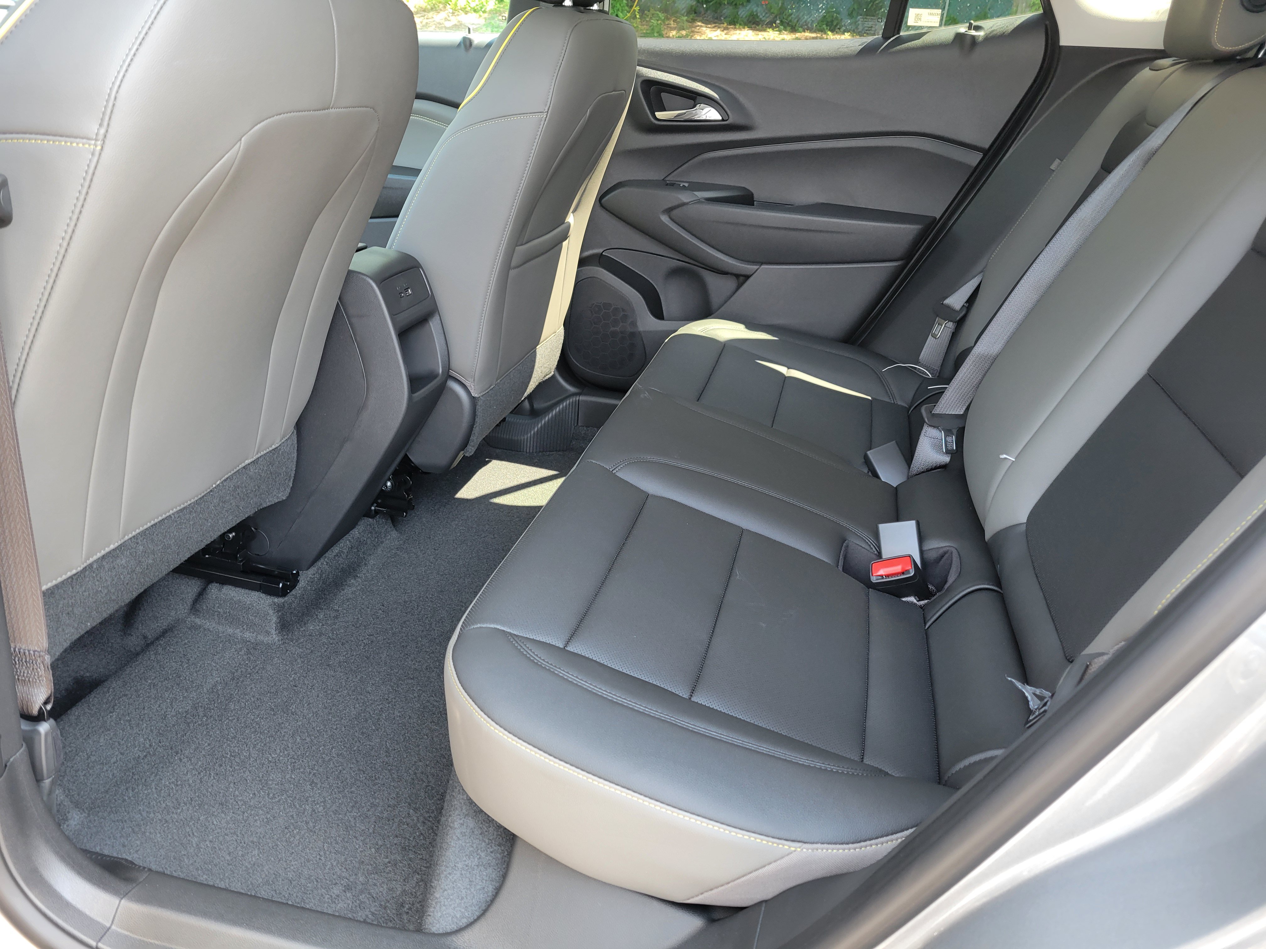New 2026 Chevrolet Trax ACTIV w/ Driver Confidence Package FWD image 29