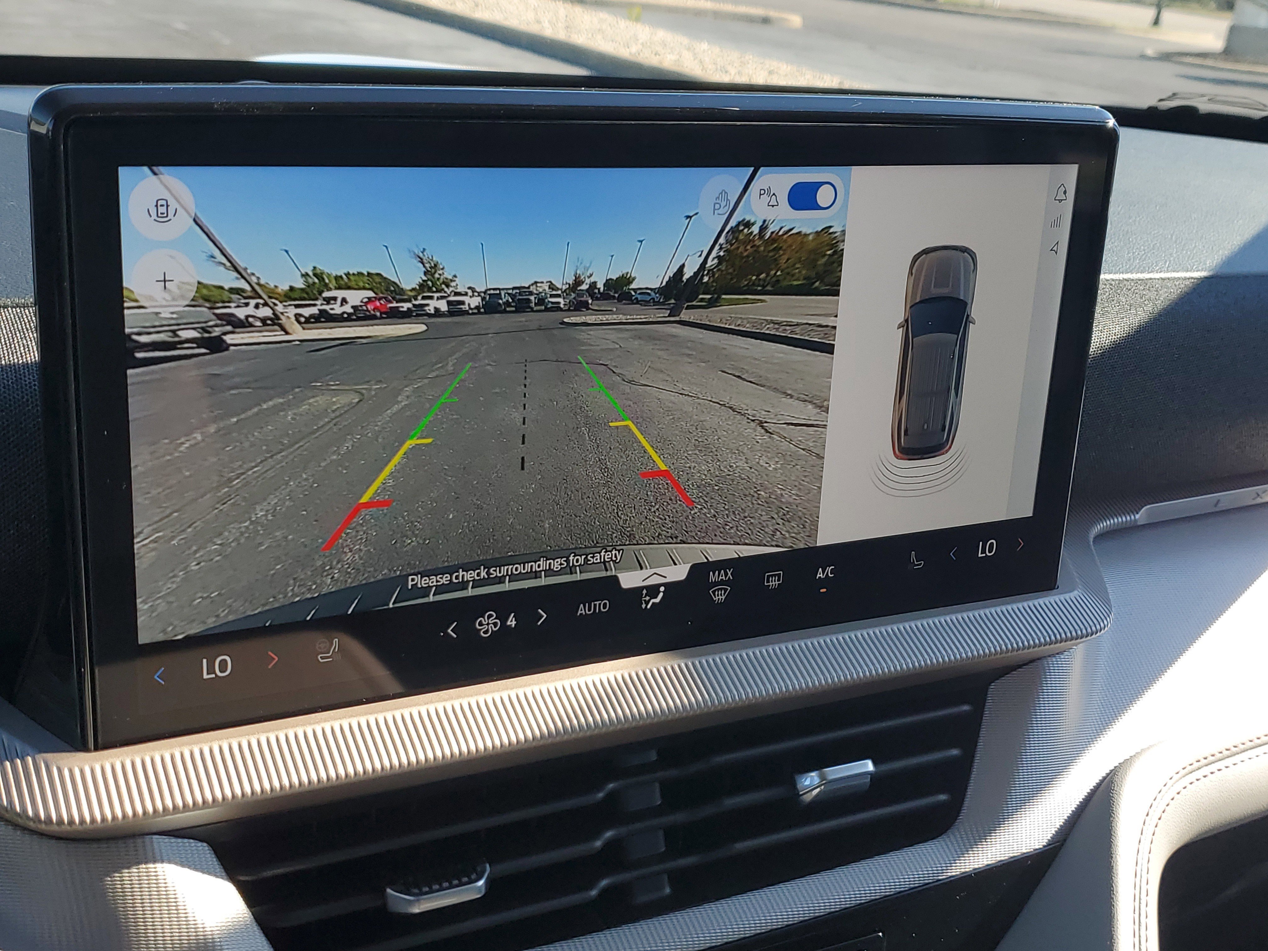 New 2025 Ford Explorer Active w/ Active Comfort Package image 27