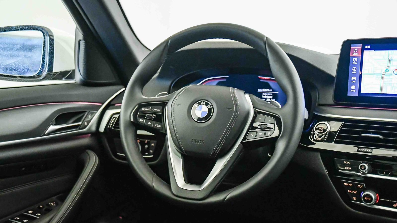 Used 2023 BMW 530i w/ Convenience Package RWD image 13