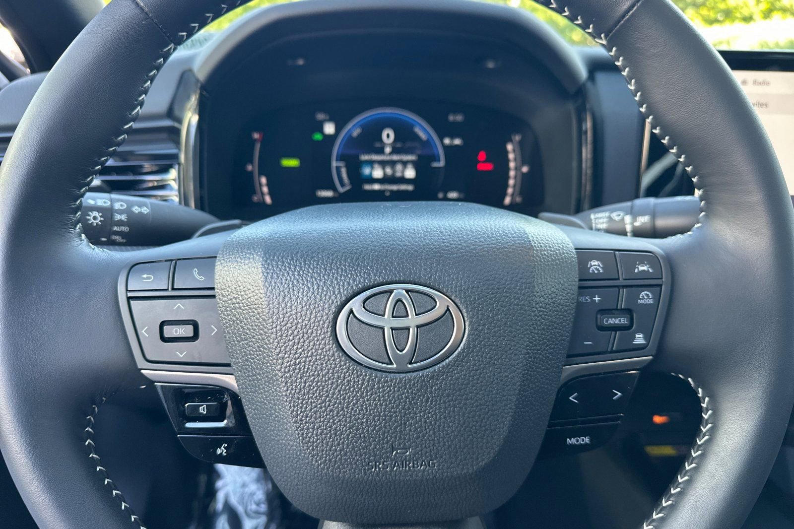 Certified 2026 Toyota Camry SE w/ Multimedia Upgrade Package FWD image 36