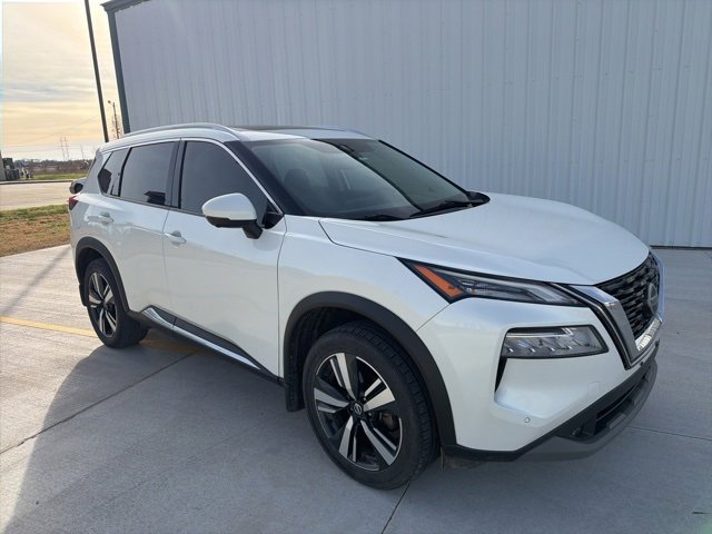 Used 2021 Nissan Rogue SL w/ Premium Package