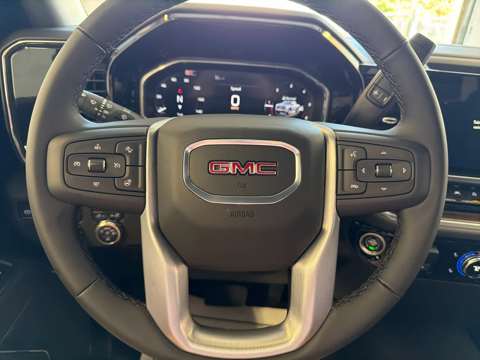 New 2026 GMC Sierra 1500 Elevation image 17