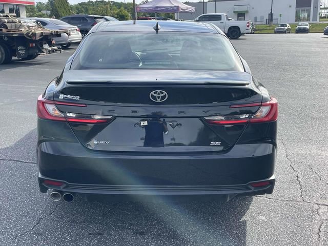 Used 2025 Toyota Camry SE FWD image 5