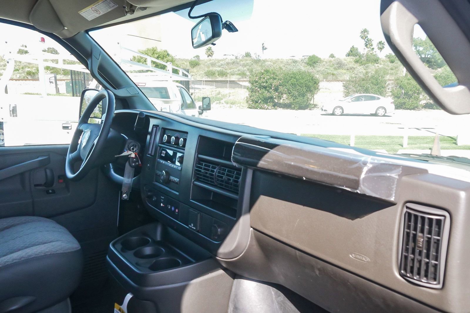 New 2026 Chevrolet Express 2500 w/ Driver Convenience Package image 12