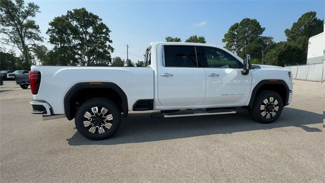 New 2025 GMC Sierra 2500 Denali w/ Denali Reserve Package image 9