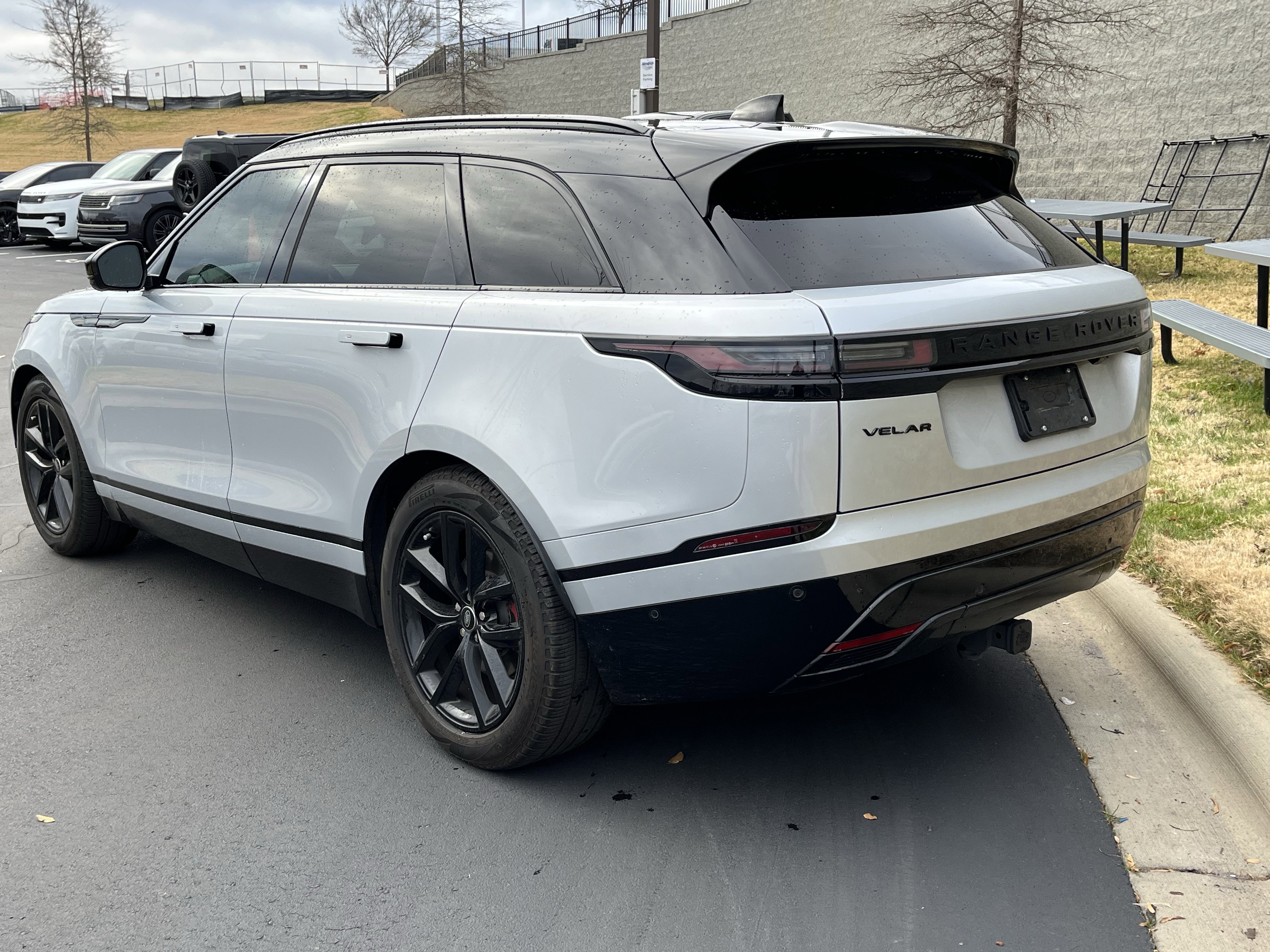 Used 2024 Land Rover Range Rover Velar Dynamic SE image 5