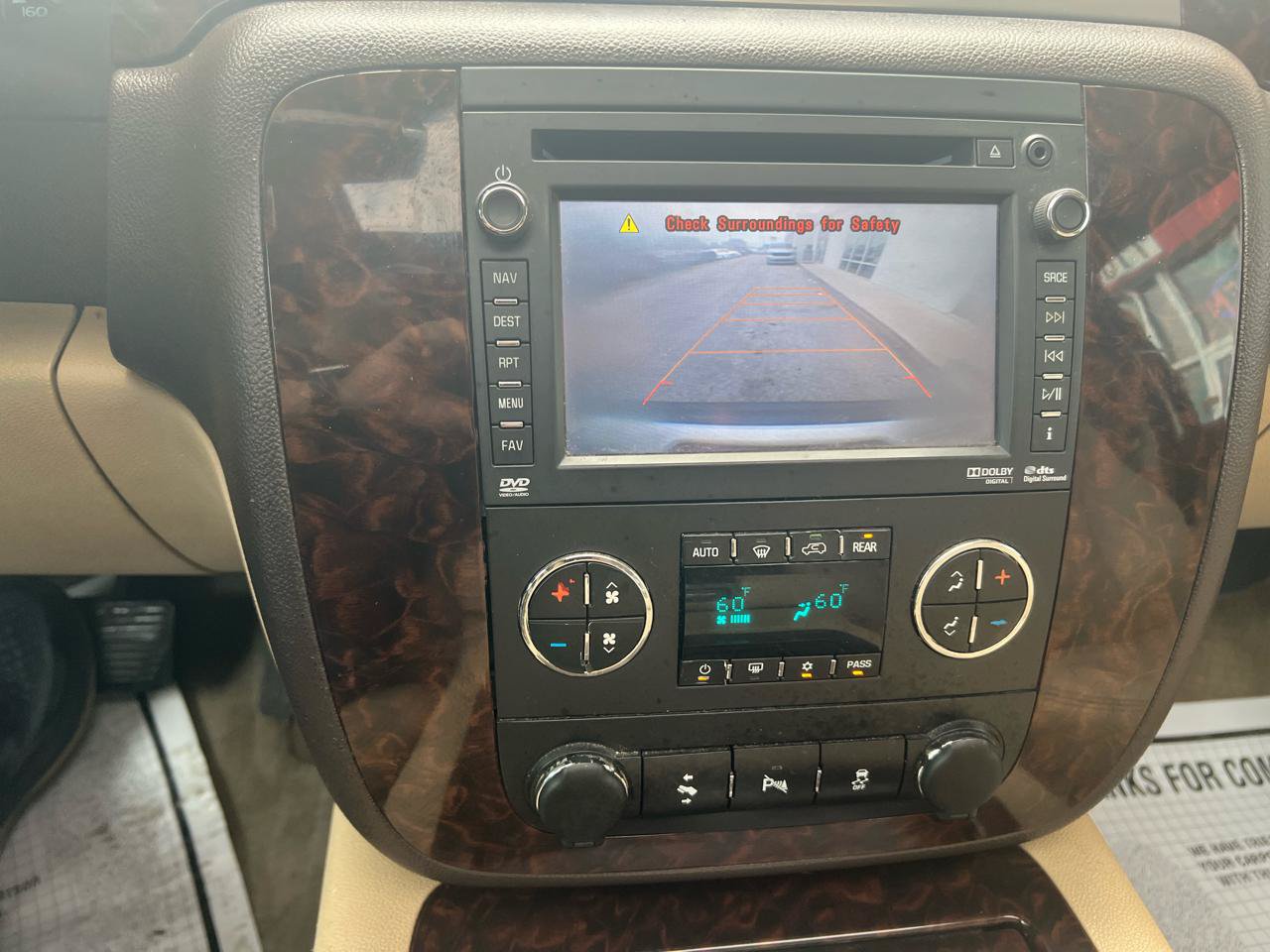 Used 2014 GMC Yukon XL Denali AWD/4WD image 23