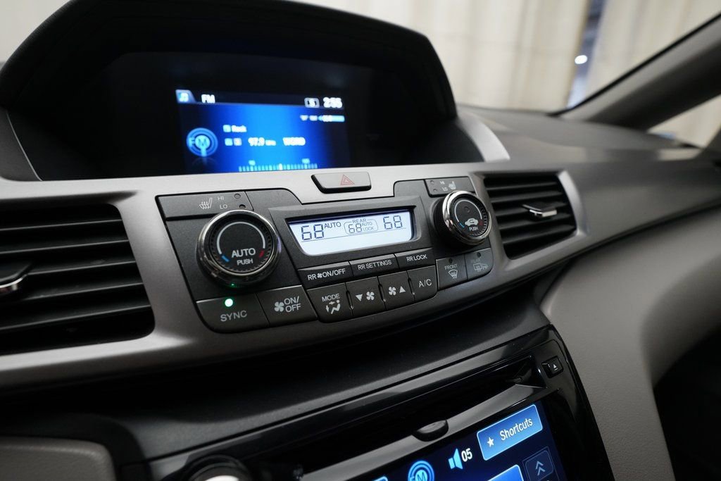 Used 2015 Honda Odyssey EX-L image 25