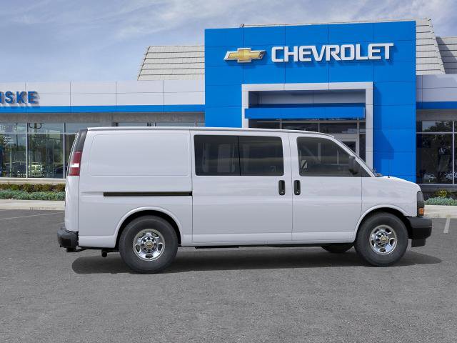 New 2026 Chevrolet Express 3500 RWD image 5