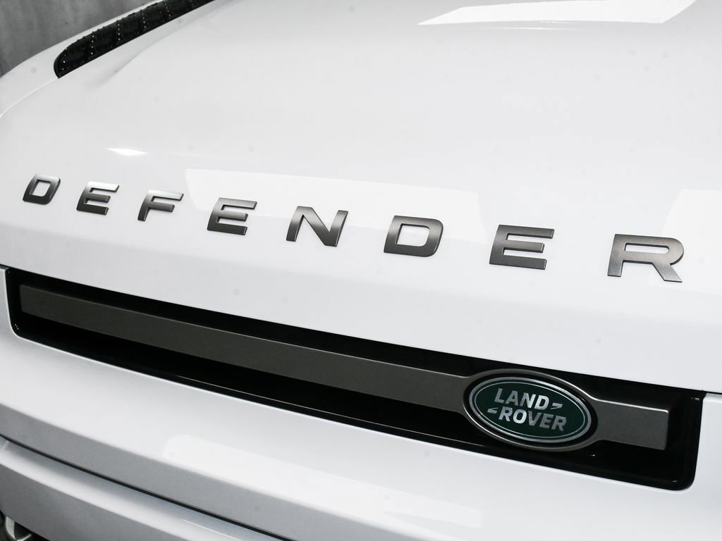 Used 2022 Land Rover Defender 90 X-Dynamic HSE image 89