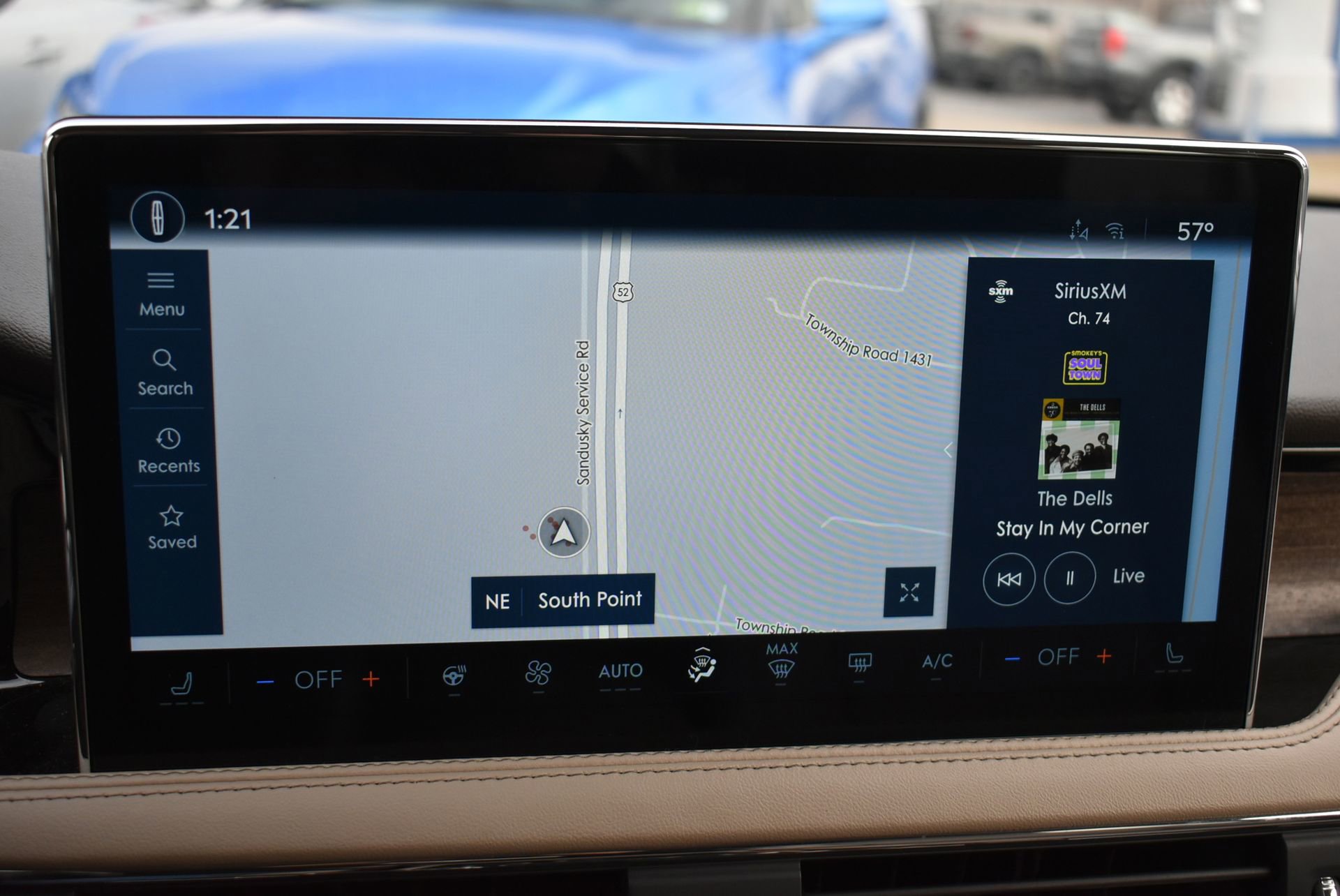 Used 2023 Lincoln Corsair Reserve w/ Equipment Group 201A image 28