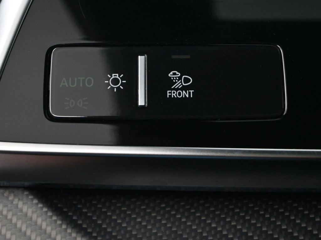 Used 2023 Audi RS Q8 AWD/4WD image 25