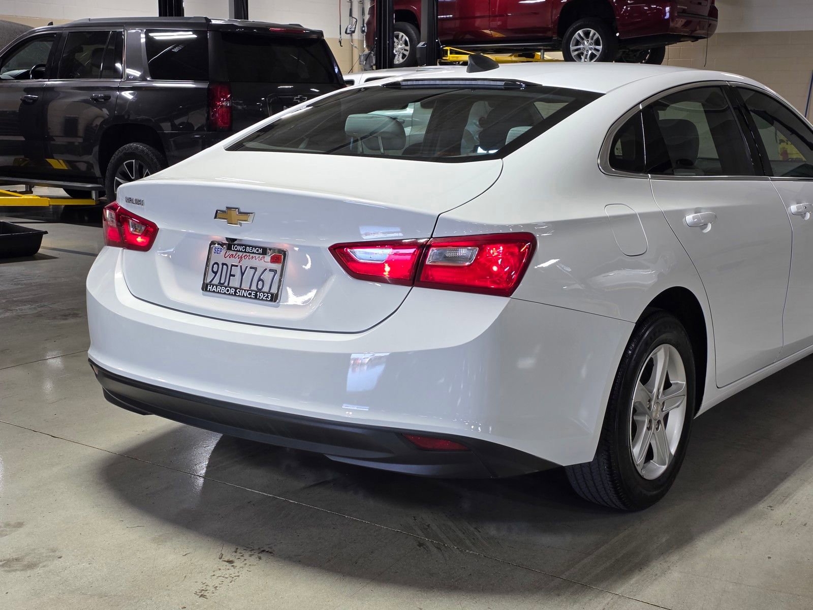 Used 2022 Chevrolet Malibu LS FWD image 11