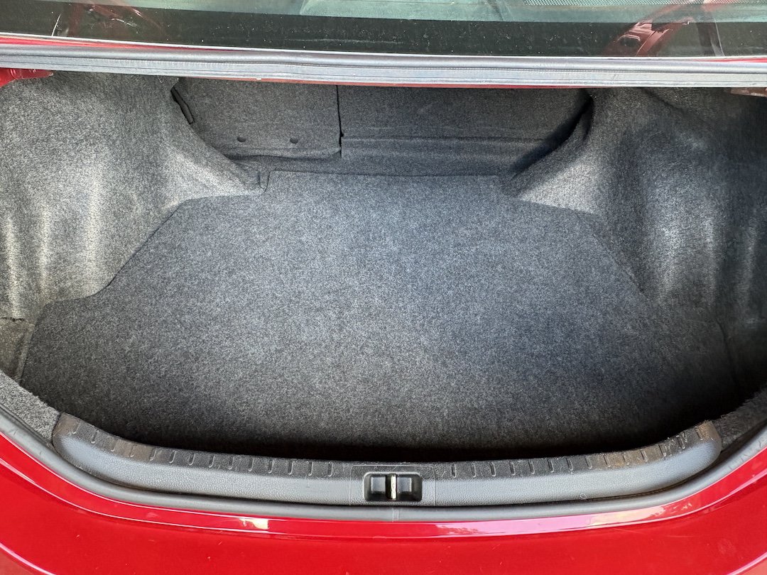 Used 2015 Toyota Corolla S FWD image 28