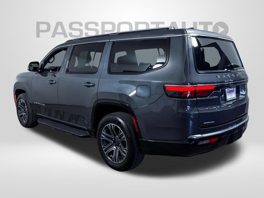Used 2022 Jeep Wagoneer Series III AWD/4WD image 5