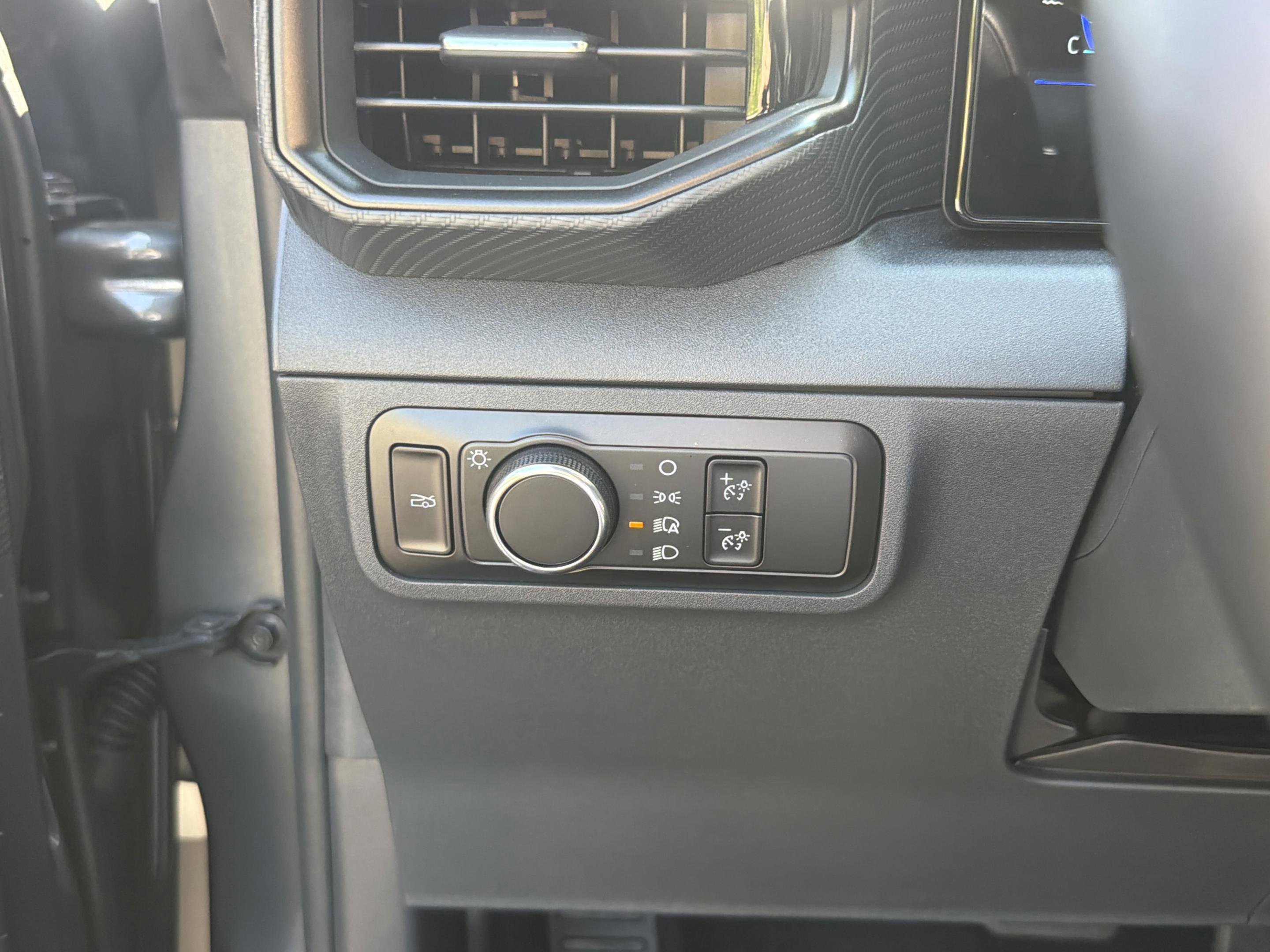 Used 2025 Ford Mustang GT RWD image 13