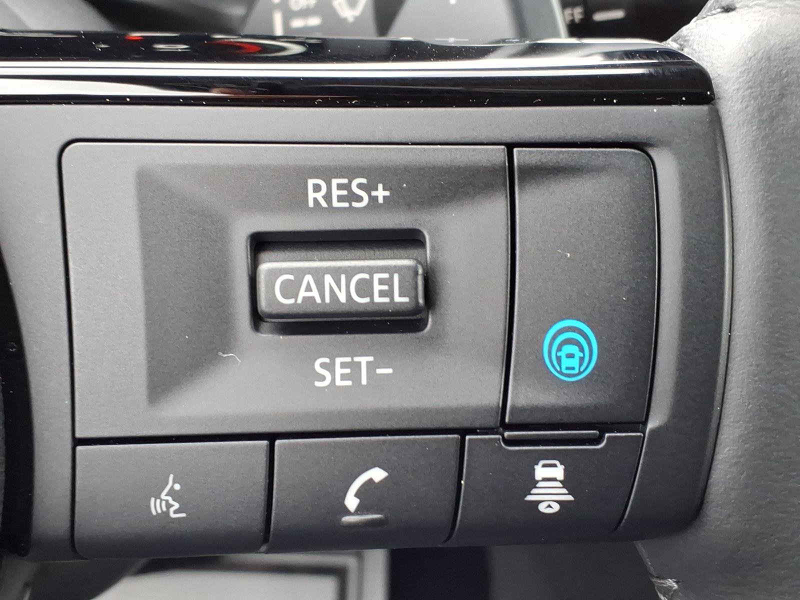 Certified 2024 Nissan Rogue SL w/ SL Premium Package image 31